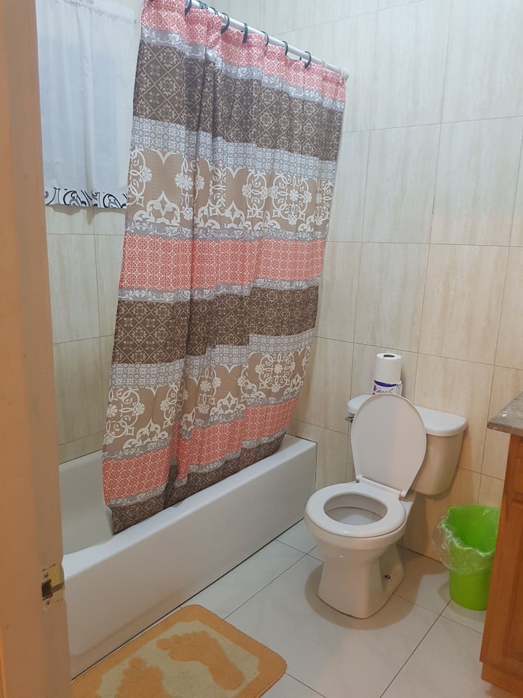 Kingston Paradise Place Rooms