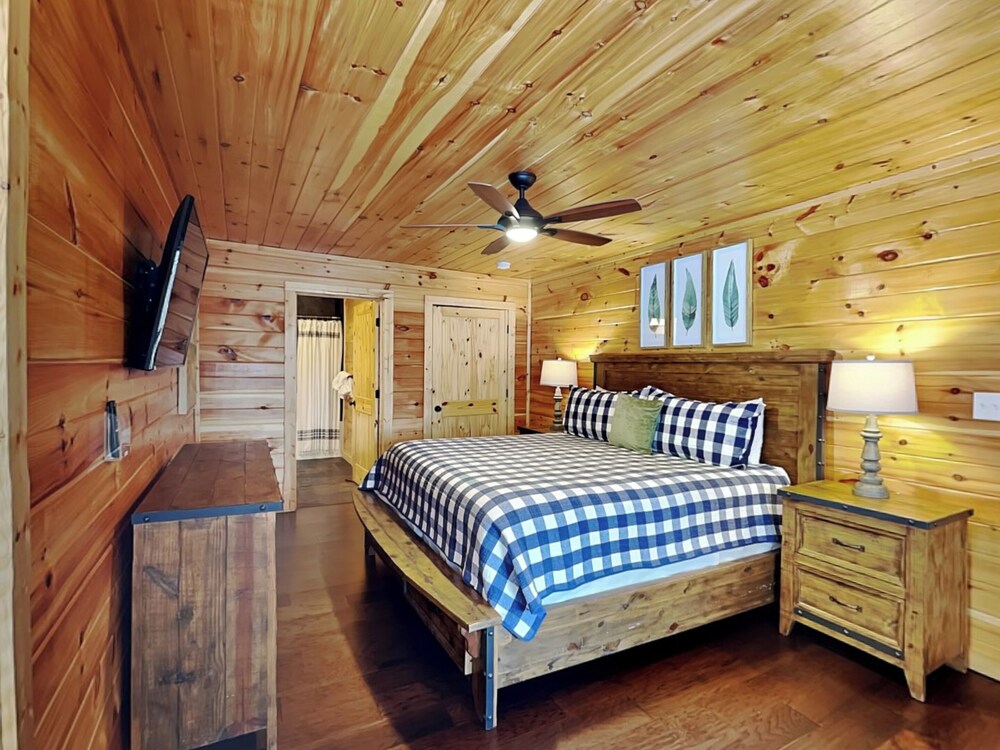 Rainbow Falls Retreat by Jackson Mountain Rentals