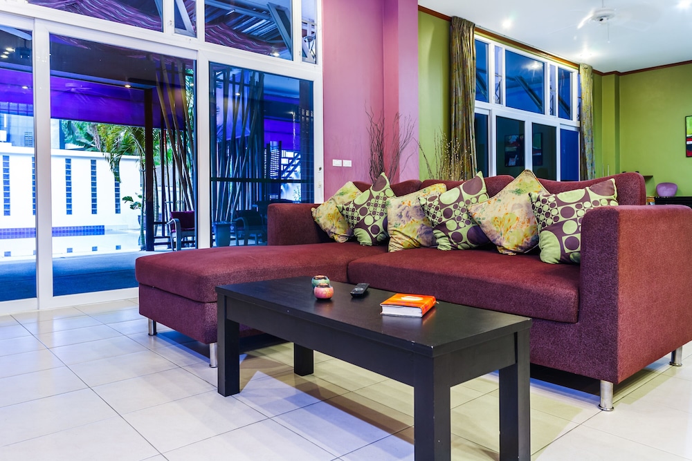 lounge