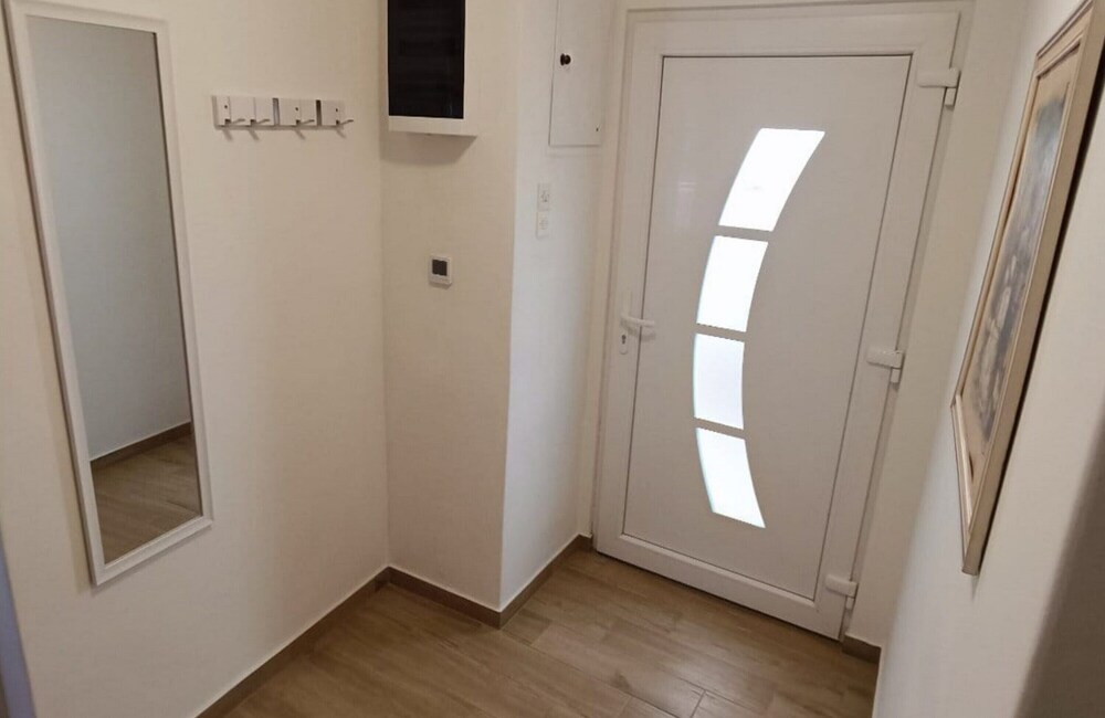 Luxury apartment Ivone with balcony