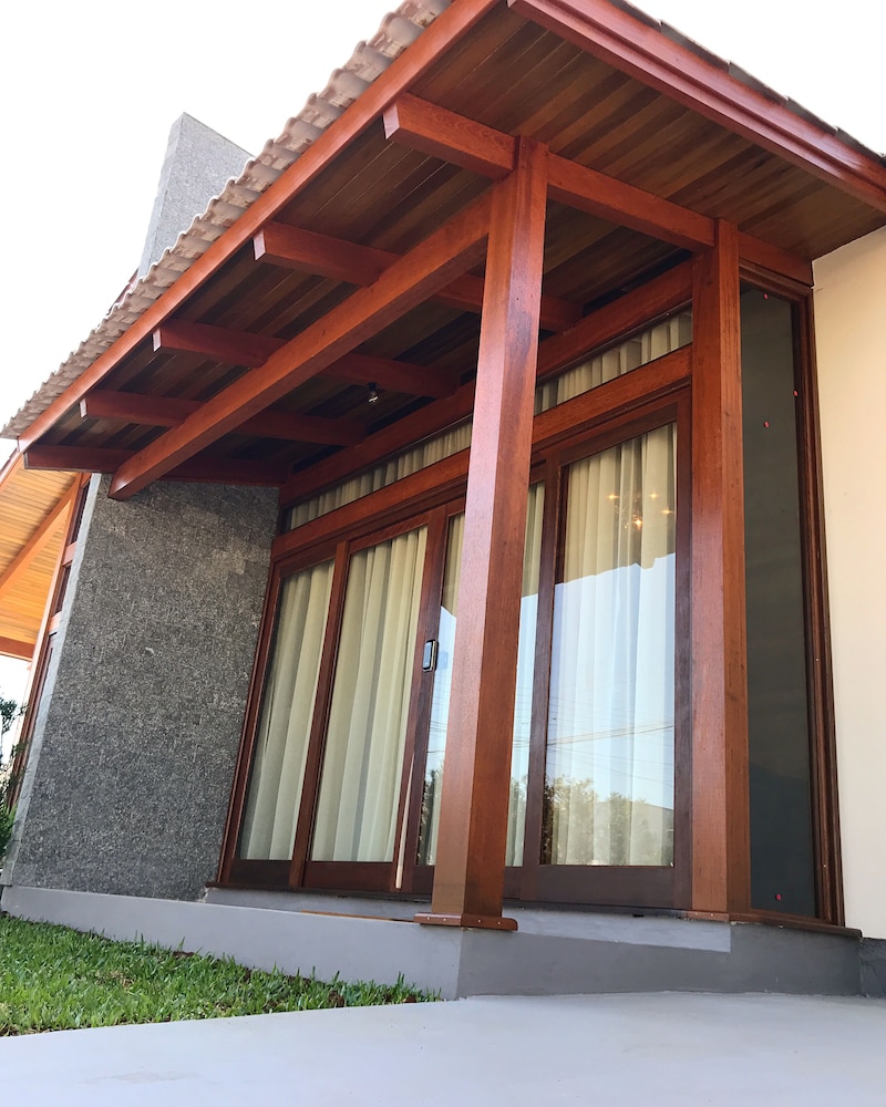 Canyons Guest House