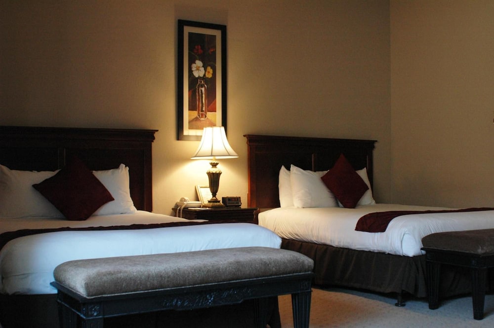Adobe Inn - Property Image 35