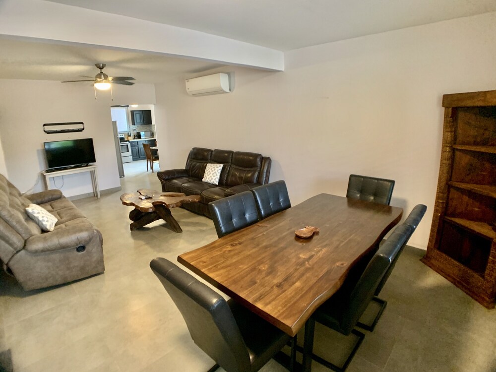Casa Sunset Family Home - Walk to Jaco Beach by RedAwning