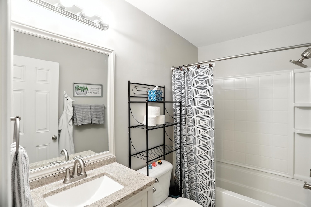 Lowcountry Luxury Near Palmetto Bluff 4 Bedroom Home