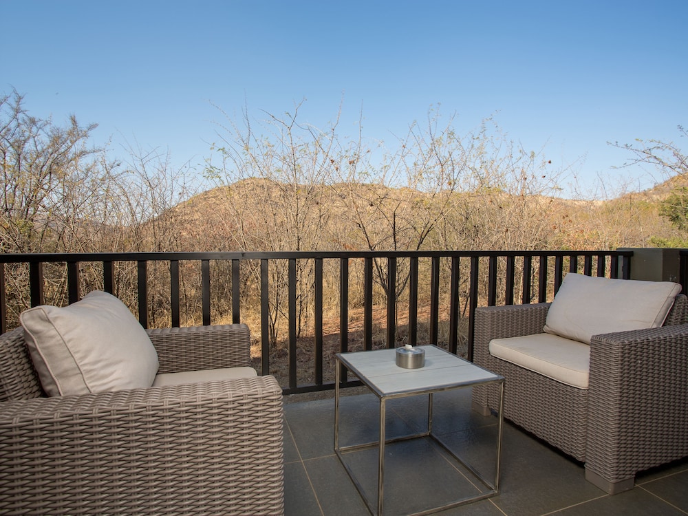 Shepherd's Tree Game Lodge
