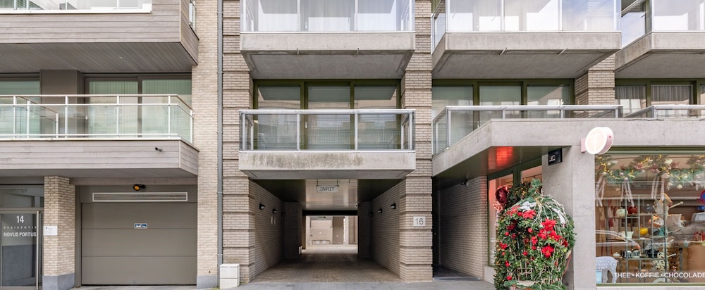 Apartment in Nieuwpoort With Balcony