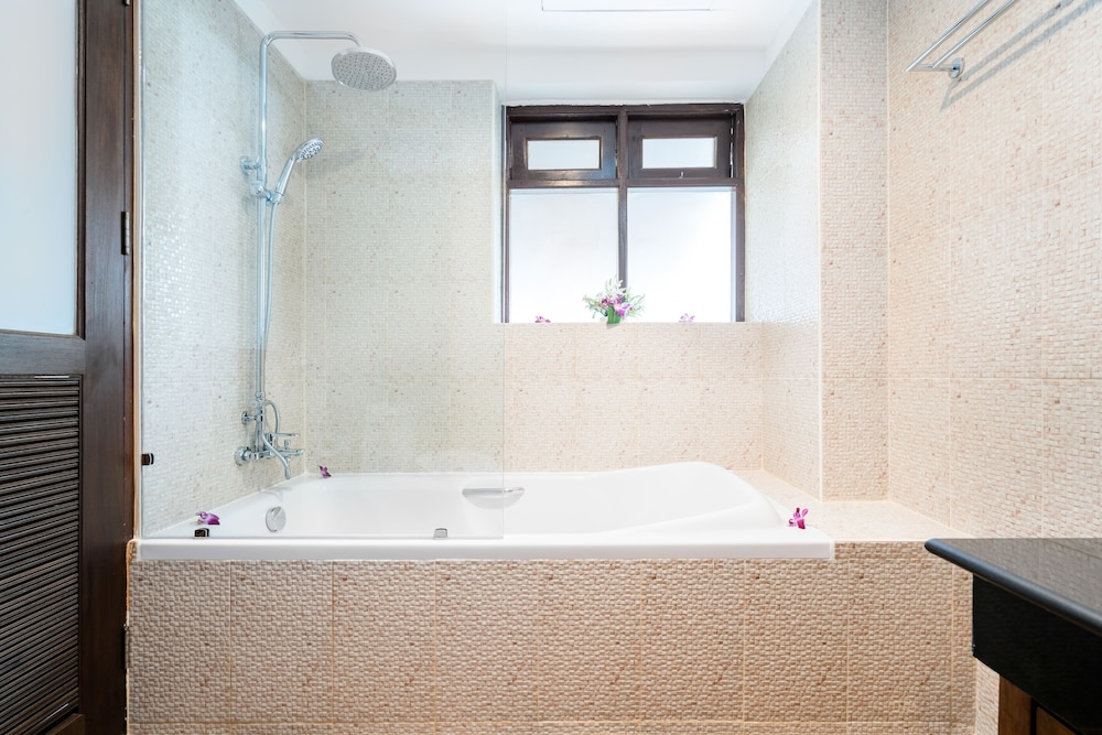Baan Bophut Beach Hotel Samui