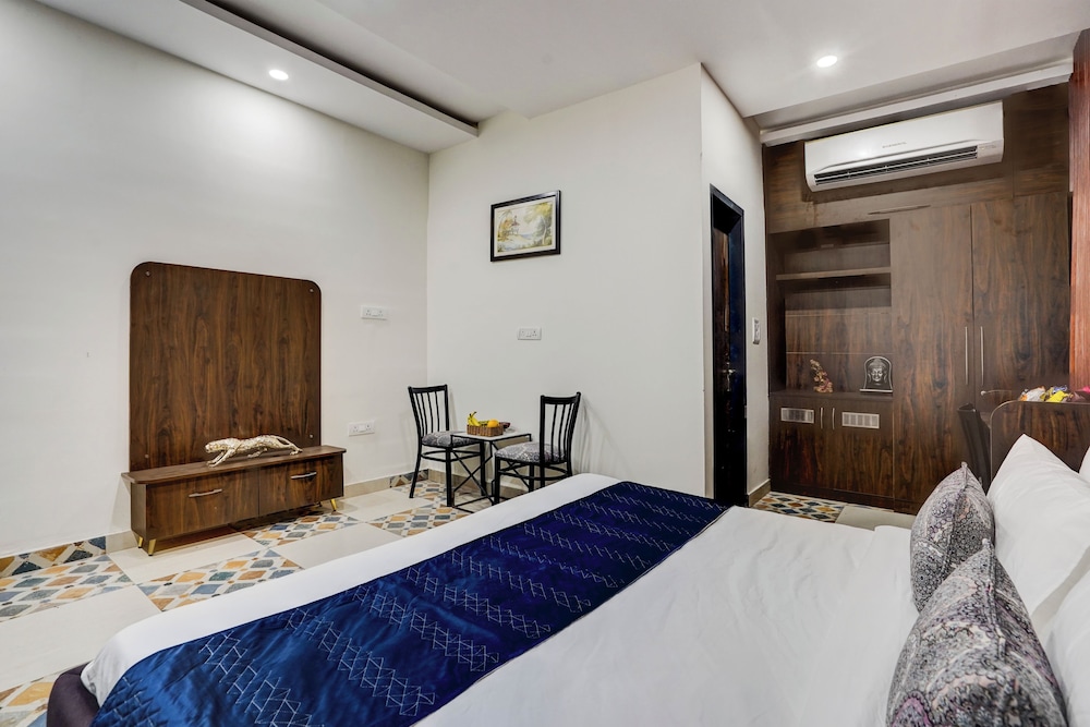 Alaya Stays Fortezza | Pet-friendly 6-BHK Farmhouse With Private Pool