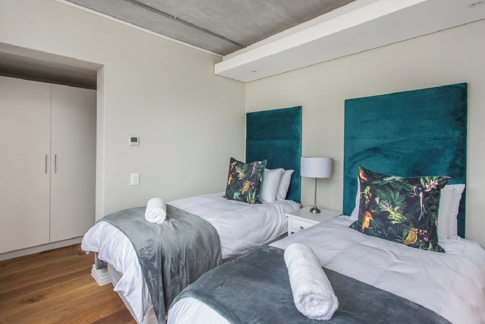 Docklands Deluxe Apartments by ITC Hospitality