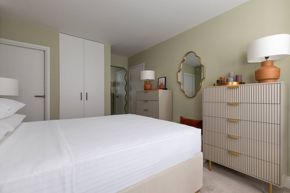 Culford Gardens III by Onefinestay