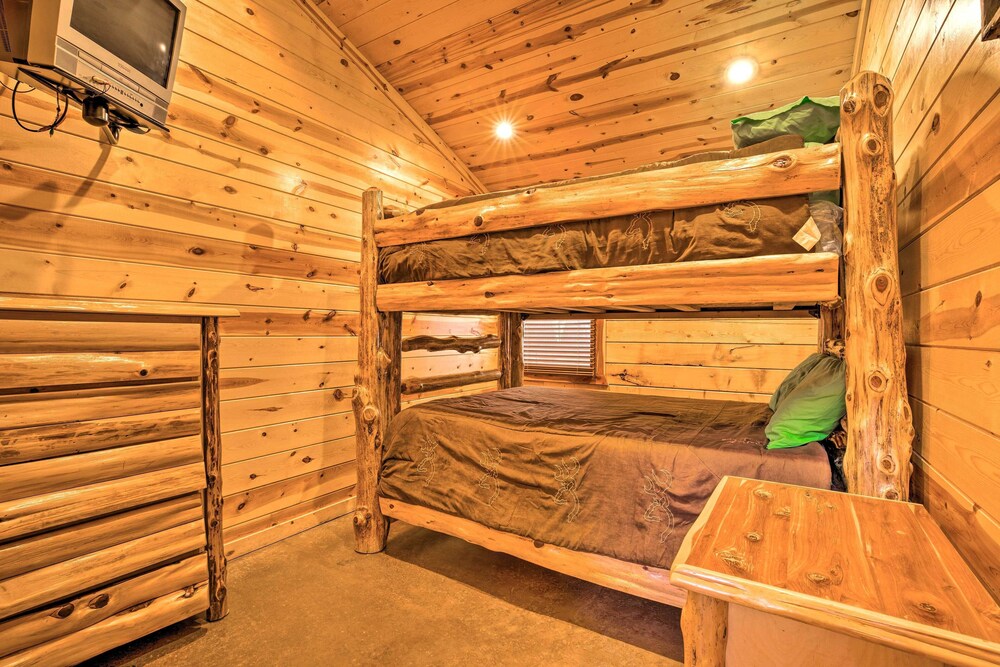 Spacious Broken Bow Cabin w/ Hot Tub & Playground! view 5