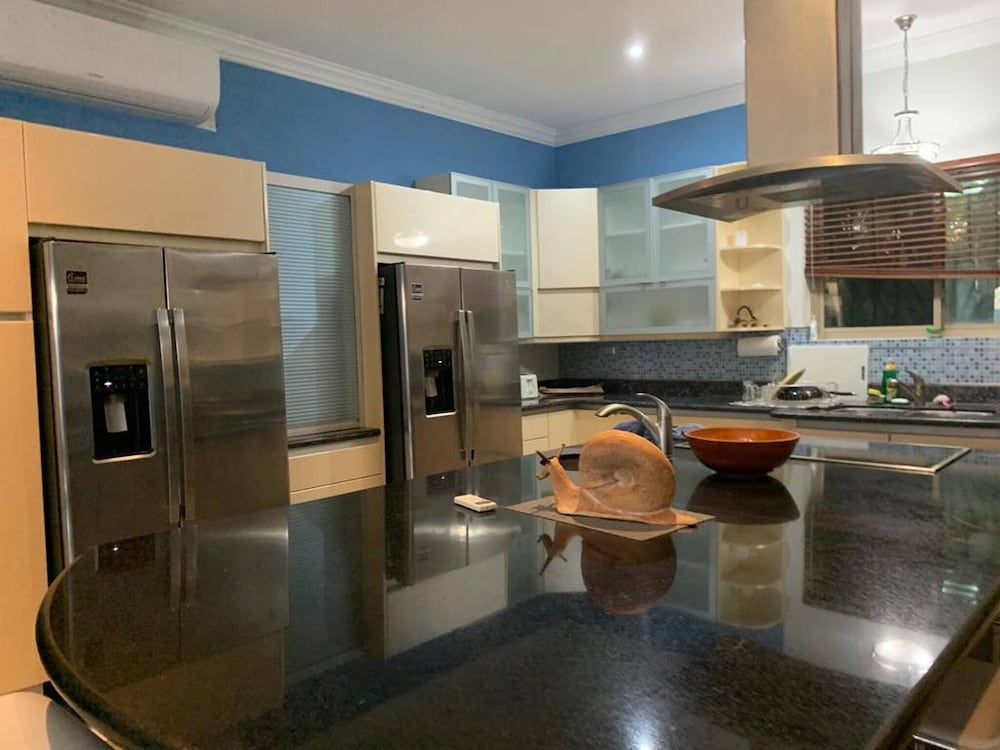 Room in Apartment - Nice Room In Playa Flamingo