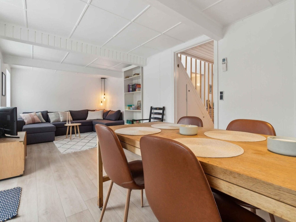 5 Star Holiday Home in Ronne