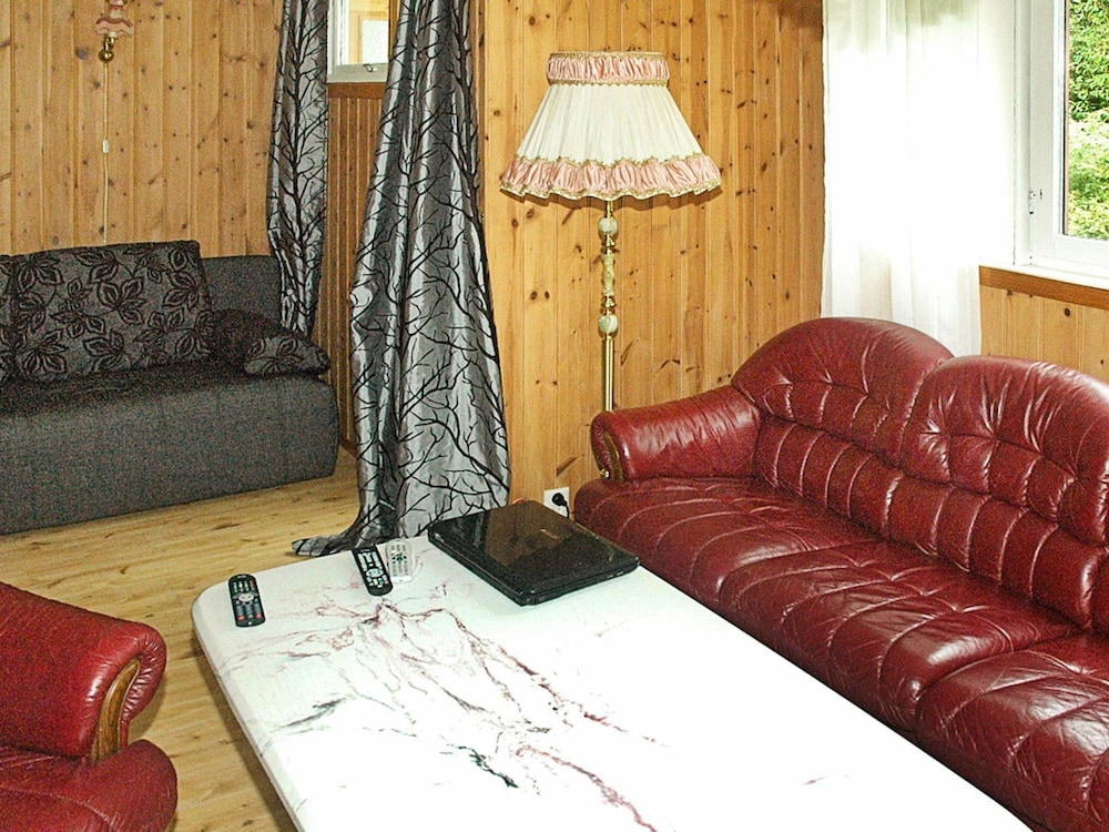 4 Person Holiday Home in Høyheimsvik view 5