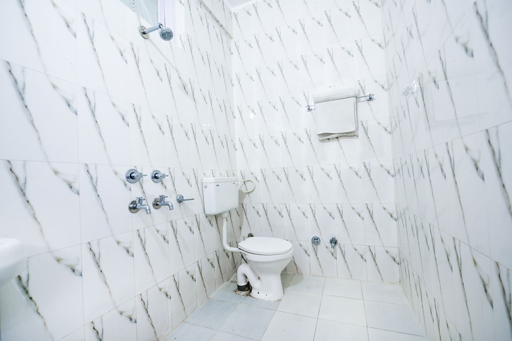 Fabhotel Shane Villa Residency