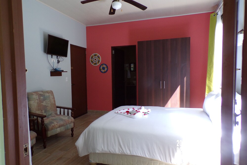Mycasa's Bed and Breakfast