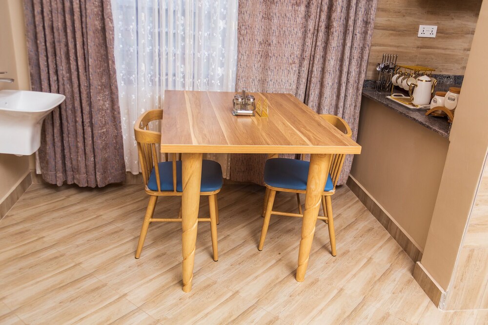 Beautiful 1-bed Apartment in the Heart of Kampala view 5