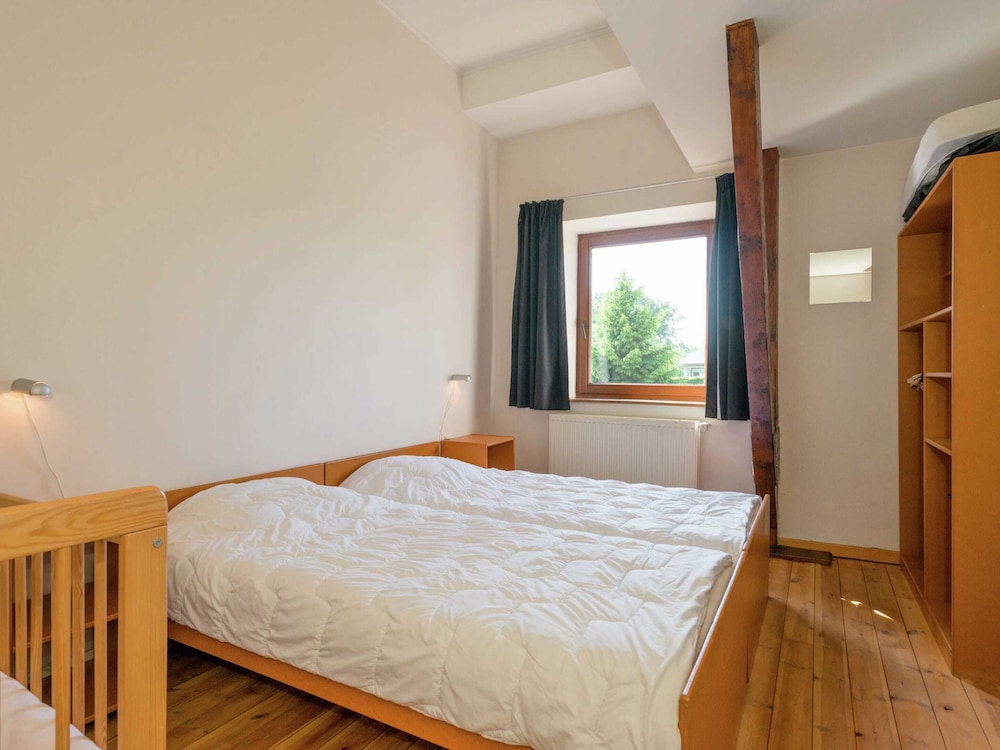 Modern Cottage With Private Garden in Waimes view 5
