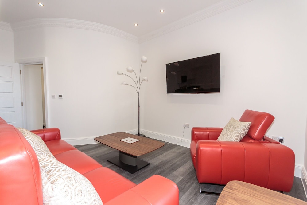 1 Bed- The Balmoral Suite