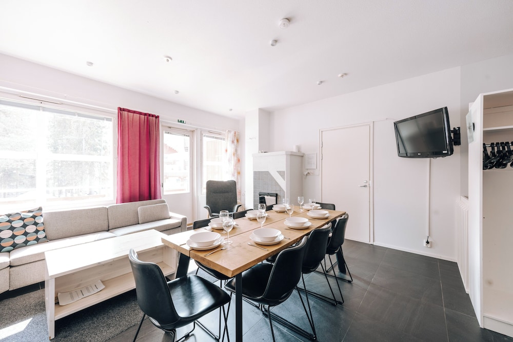 3BR Holiday Apt. with Sauna