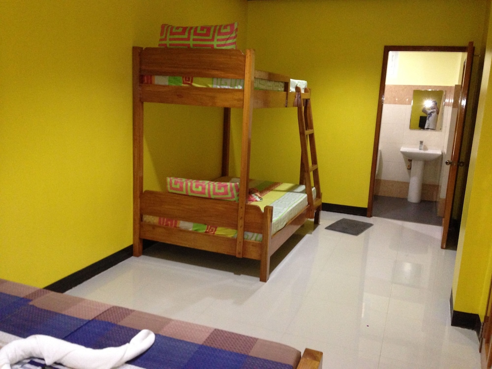Citrine Tourist Travel Lodge