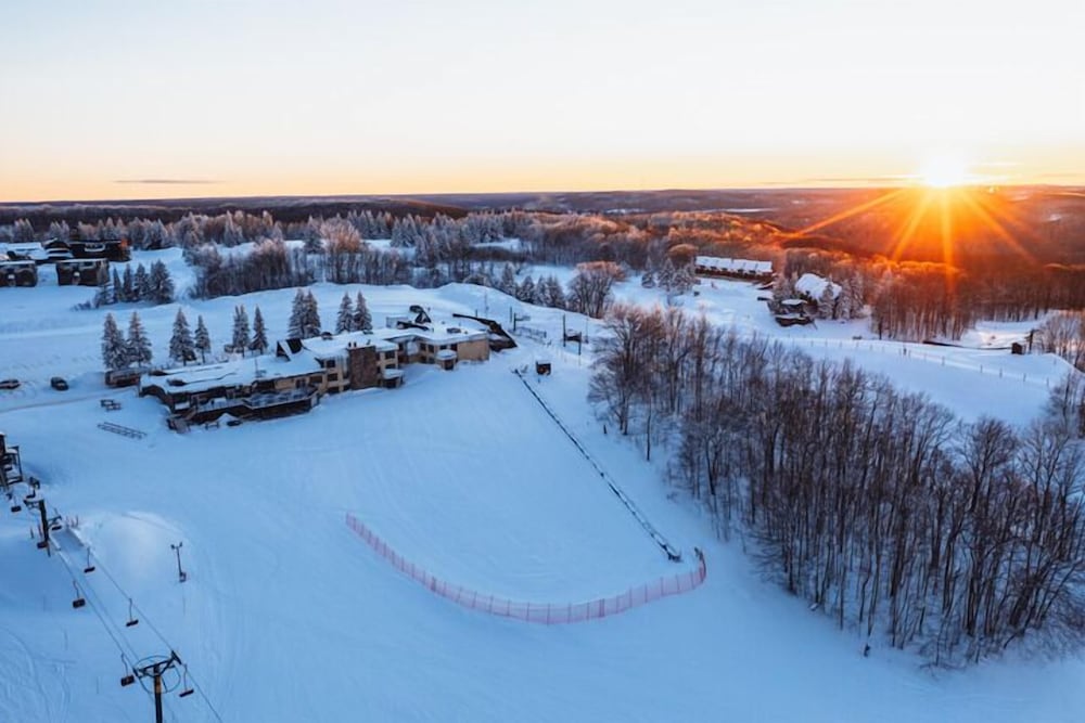 Snowriver Mountain Resort