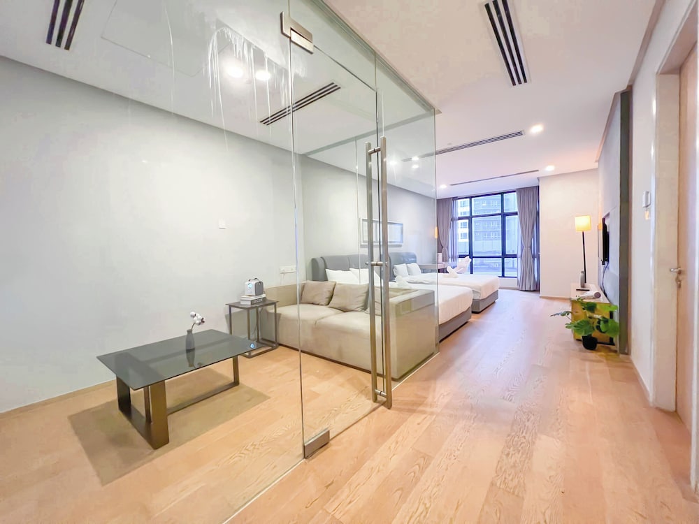 188 Suites by Manhattan Group
