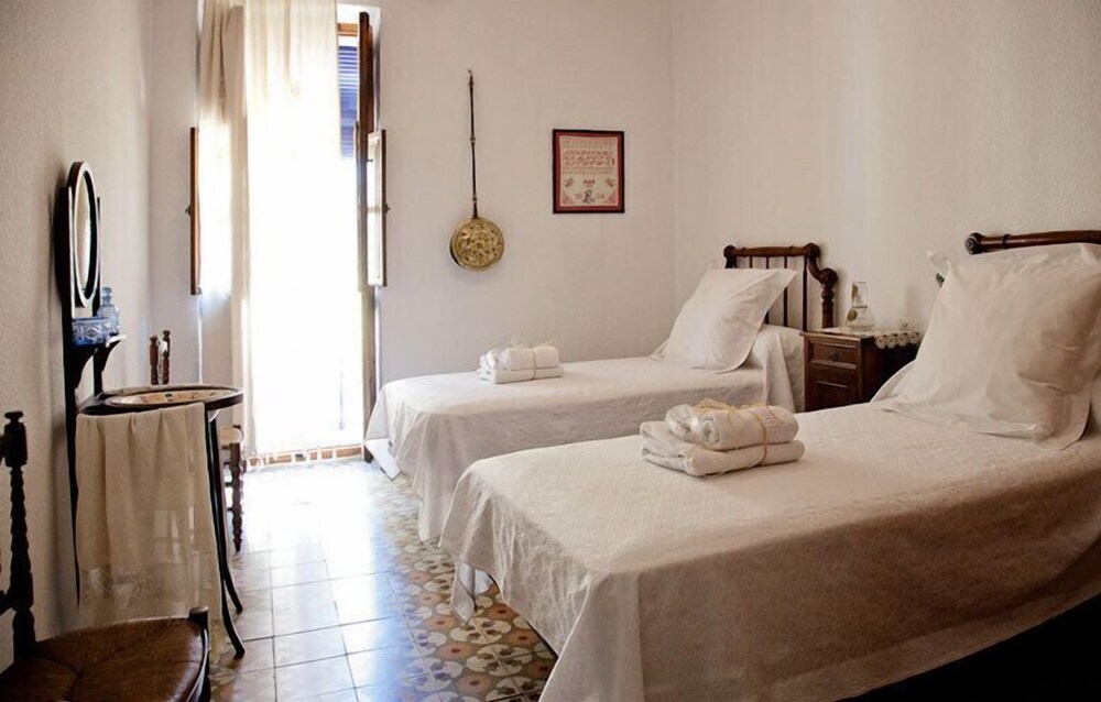 Rustic Med Casa Llorens
