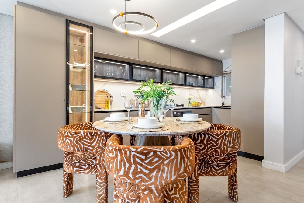 Lagoon Beach Luxe 116a