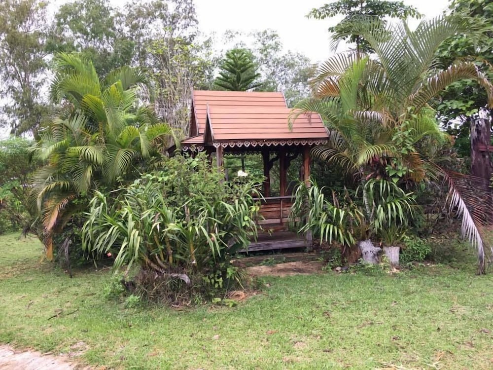 Nidahommok Resort