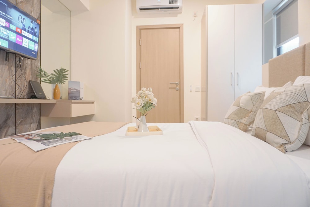 Homey And Minimalist Studio Apartment Meikarta
