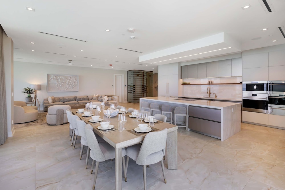 Aqualina 1101 Penthouse