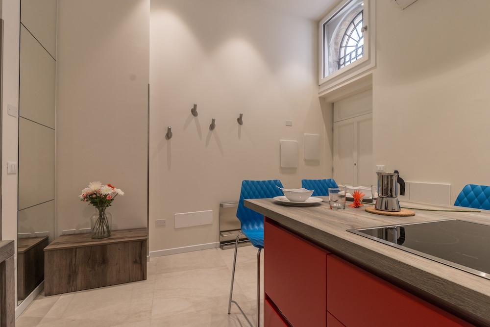 Orione Design Flat