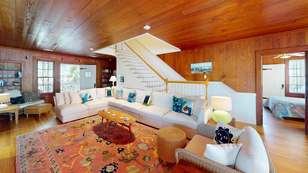 3 10th Place by Tybee Vacation Rentals
