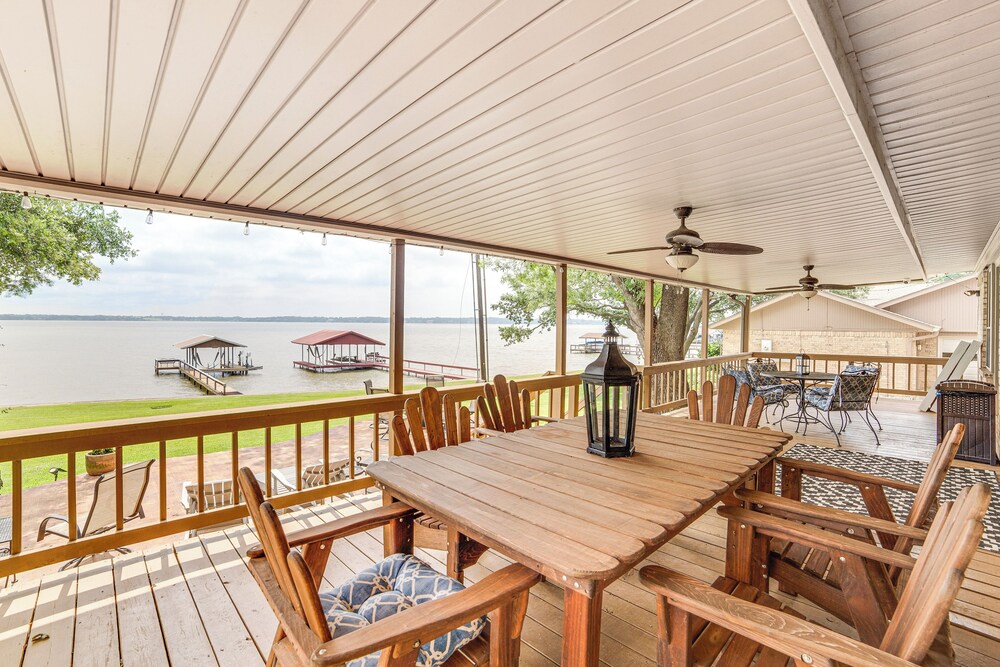Waterfront Retreat w/ Dock on Cedar Creek Lake!