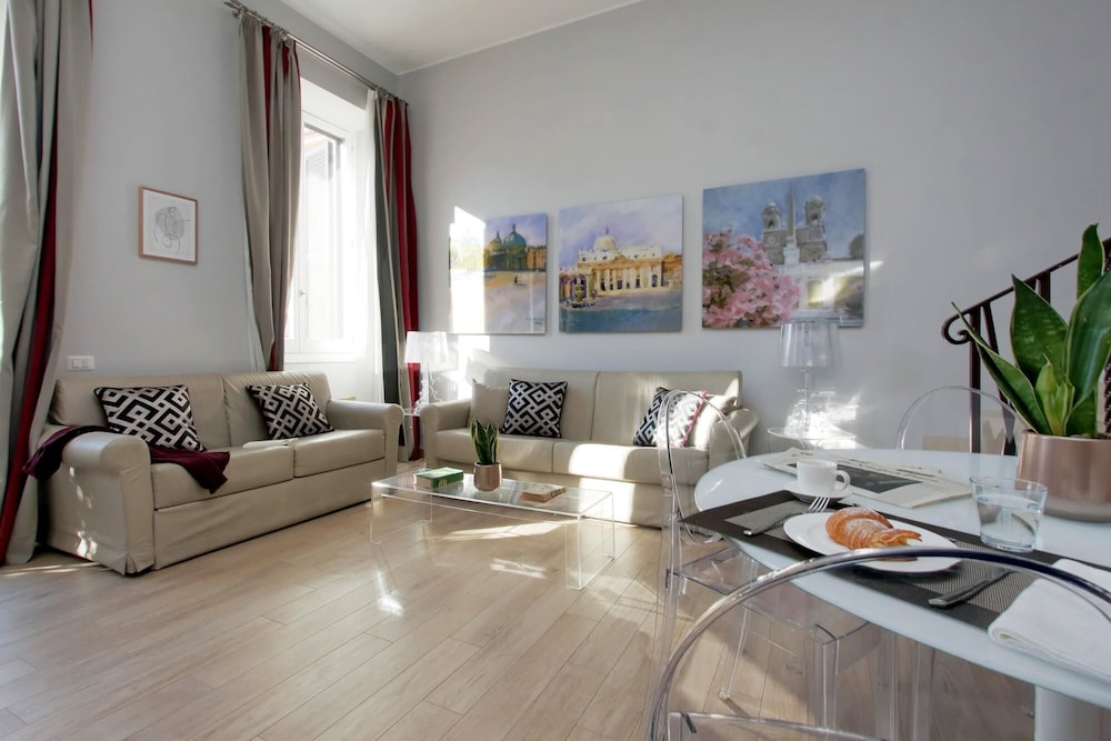 B2 Piazzetta Margutta - B2 - My Extra Home