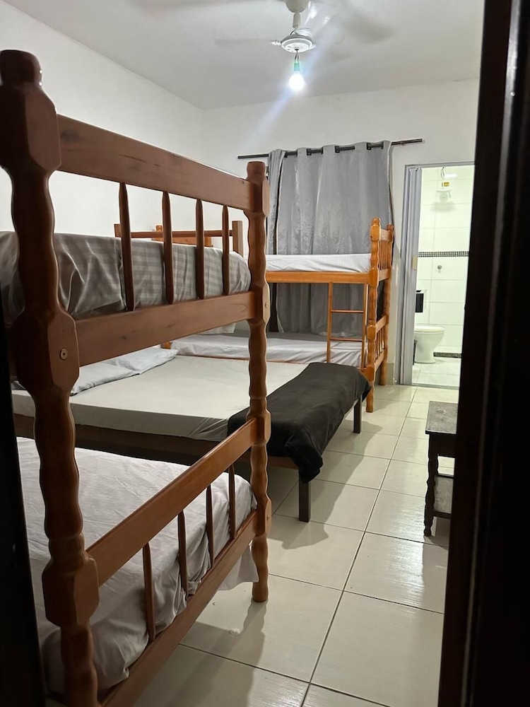 Cabo Frio Beach House Hostel
