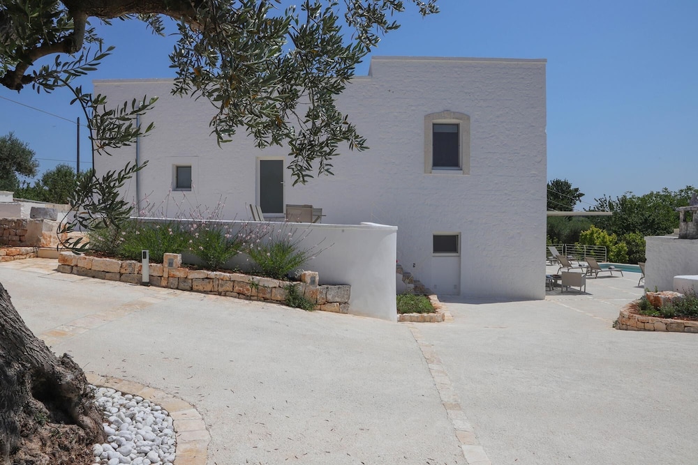 TD Casa Lul Panoramic Pool Over Mediterranean Scrub view 3