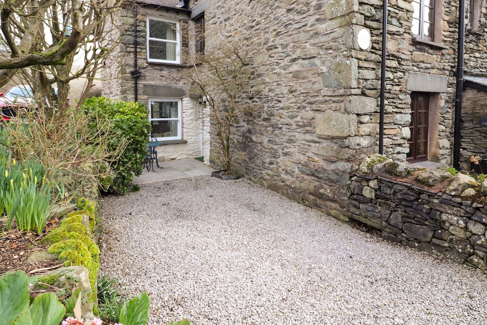 Buttercup Cottage