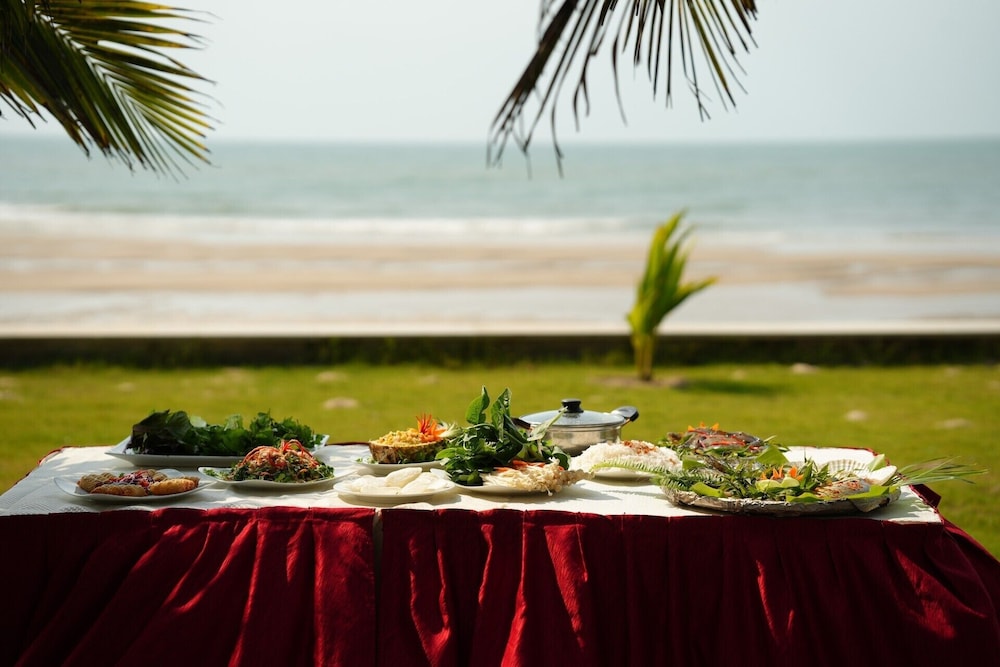 Dat Lanh Resort