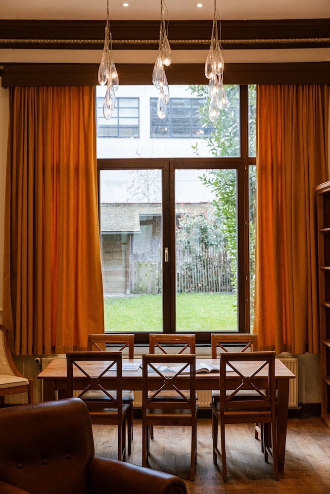 Huswell - Stay at Cape Montigny in Ghent