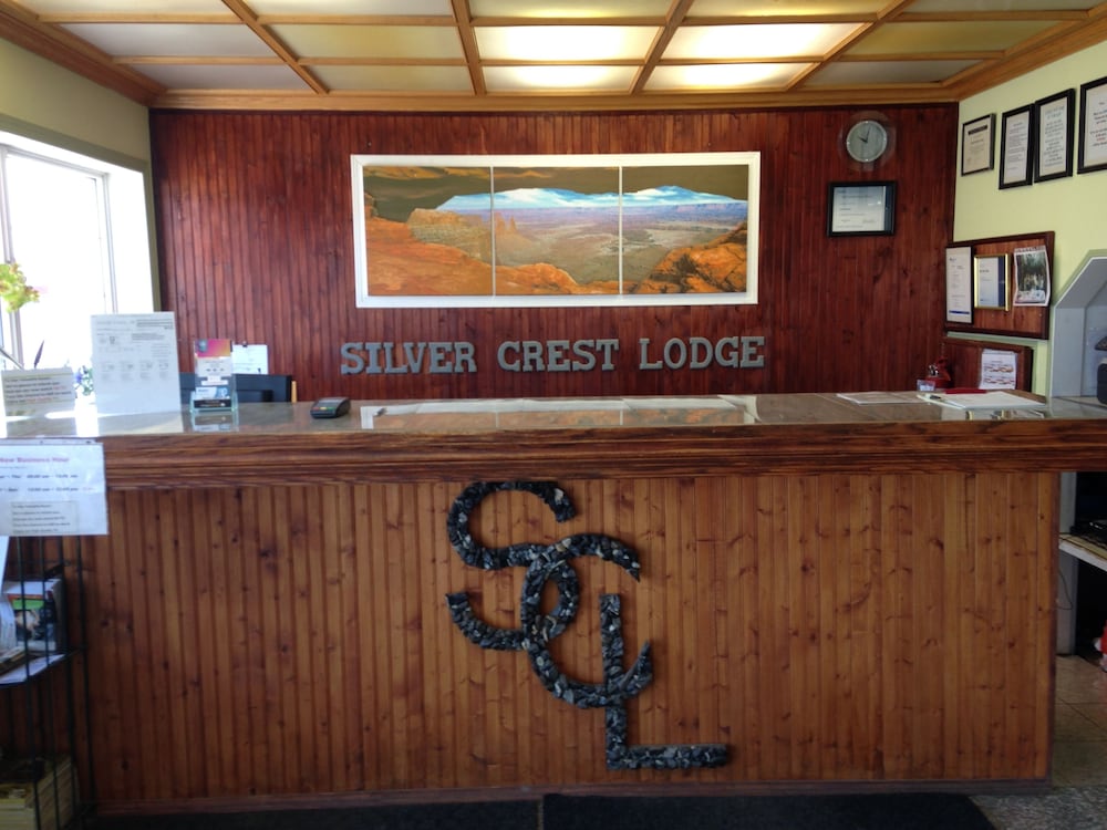 Grande Prairie Vacations - Silver Crest Lodge - Property Image 3