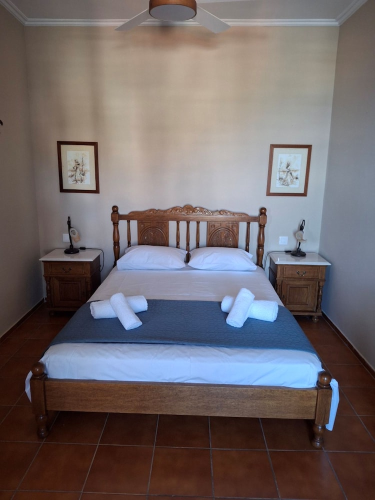 Villa Hydra Estrella