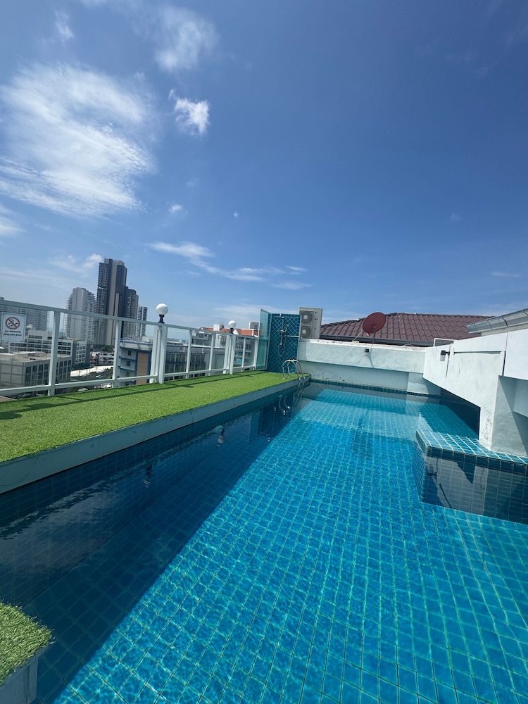 Luxury One Bedroom Residence Pattaya-pratamnak