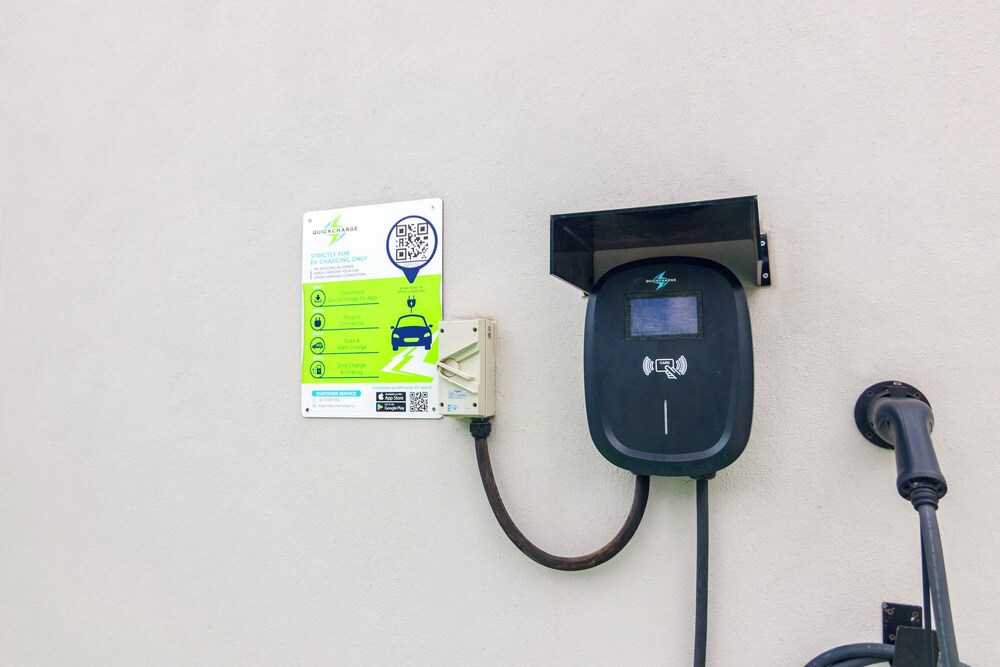 MARC Co - Living photo 4