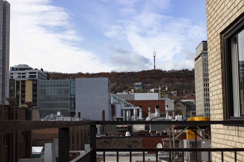 Golden Castle In Montreal - Image 1