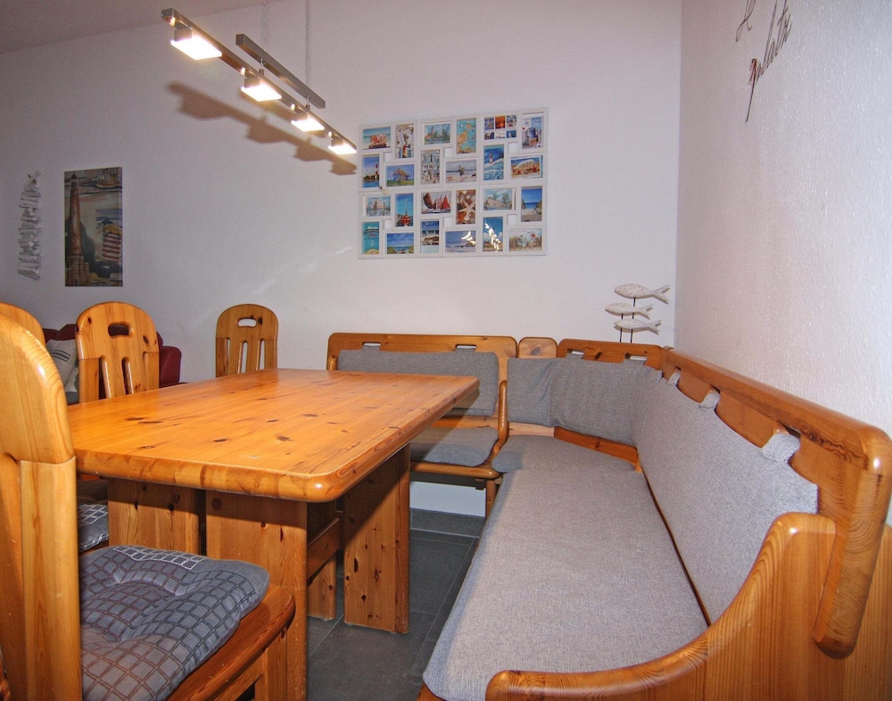 Wohnung in Wenkendorf mit Garten