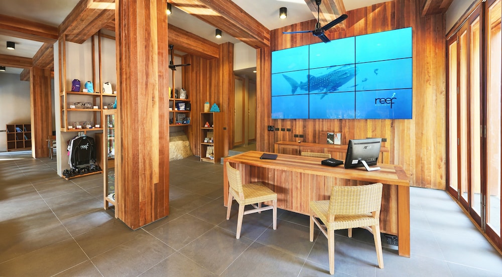 Beach Club by Haad Tien