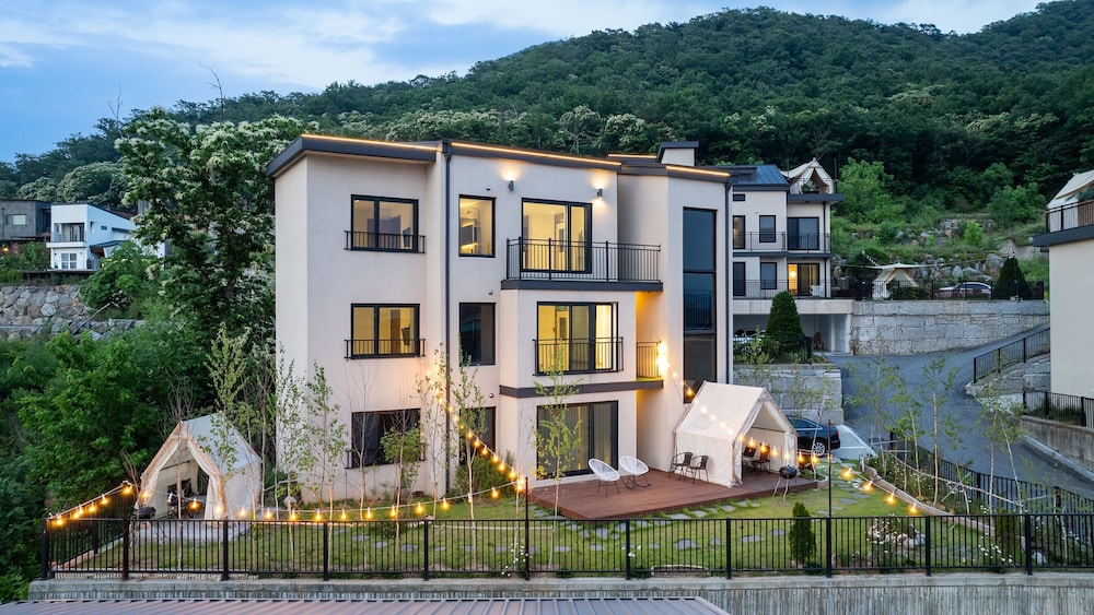 Chuncheon The Haven River Pension