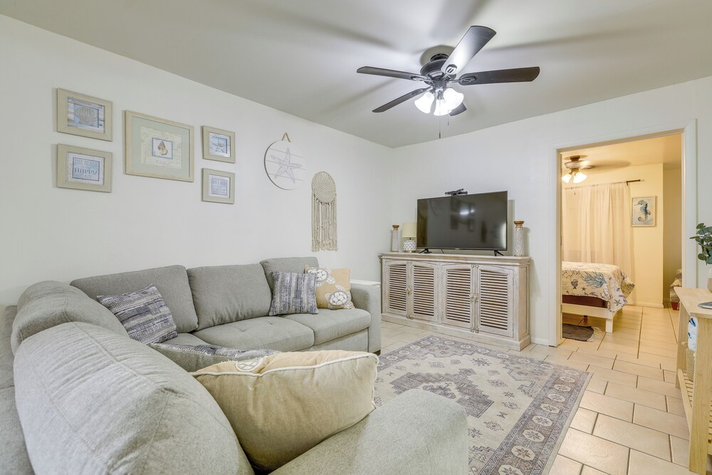 1 Block to Dtwn! Walkable Stay in Stuart